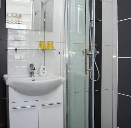 아파트 Bava 예세니체